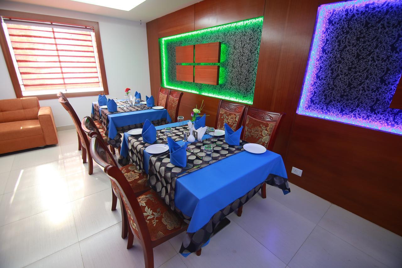 Rouba Residency Hotel Ponnāni Zewnętrze zdjęcie