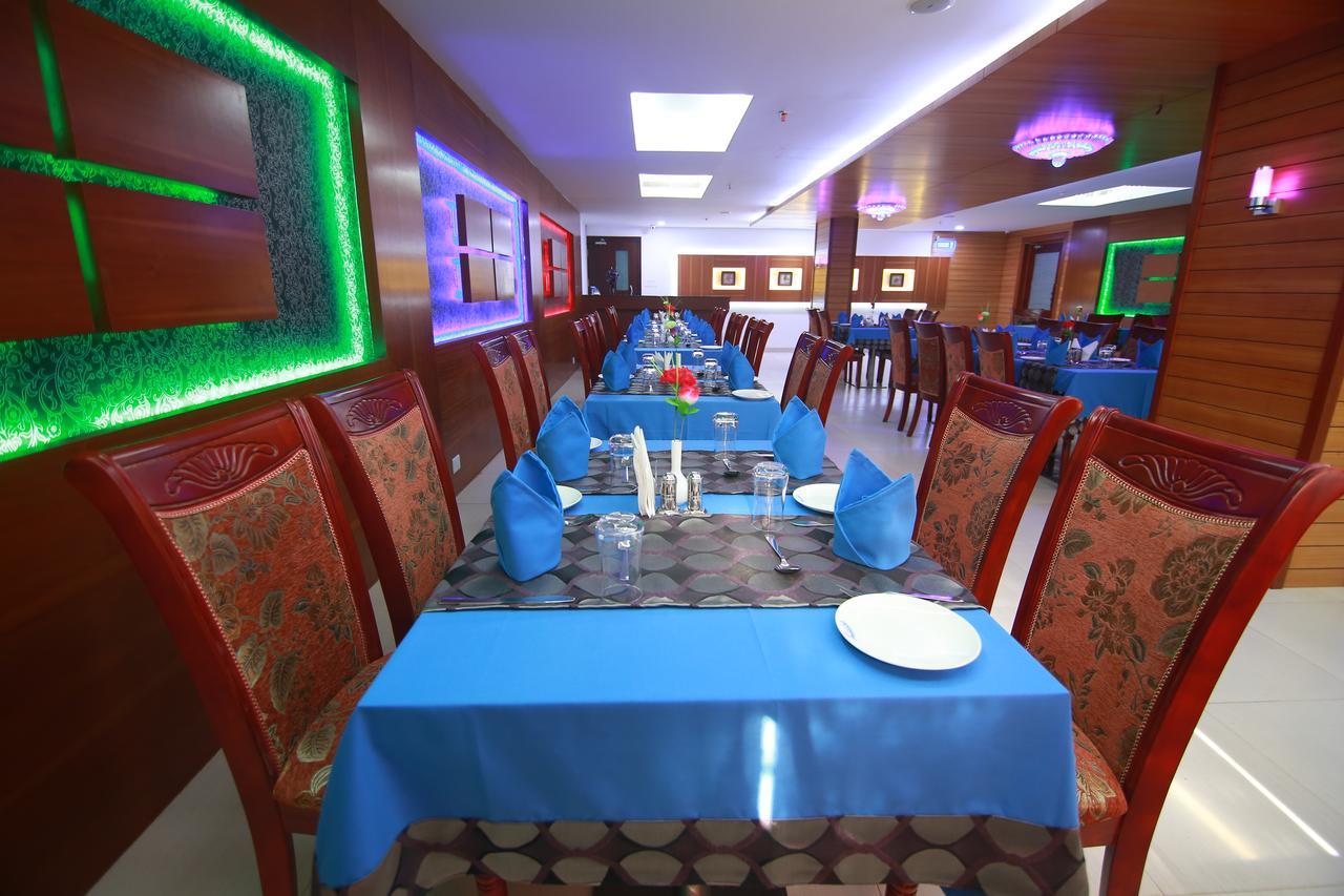 Rouba Residency Hotel Ponnāni Zewnętrze zdjęcie