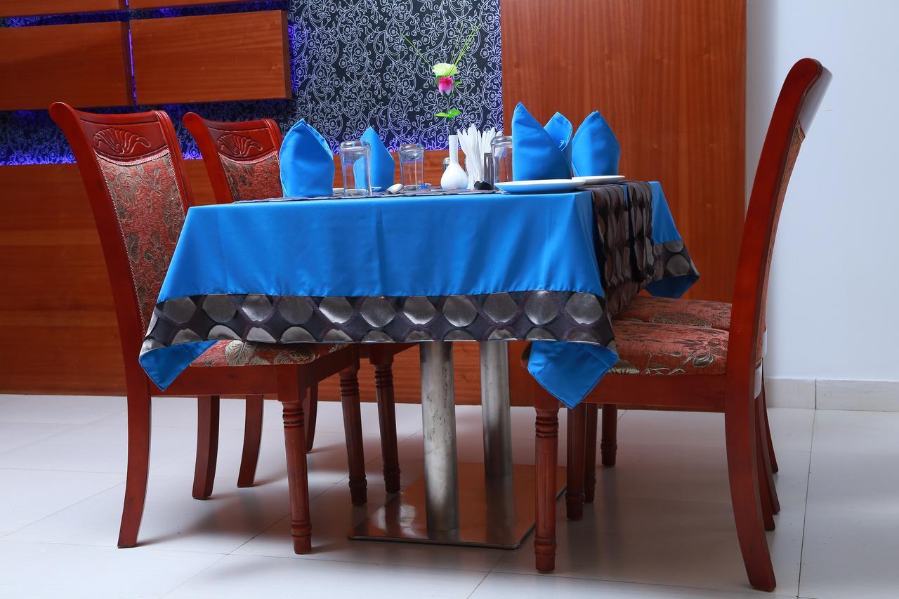 Rouba Residency Hotel Ponnāni Zewnętrze zdjęcie