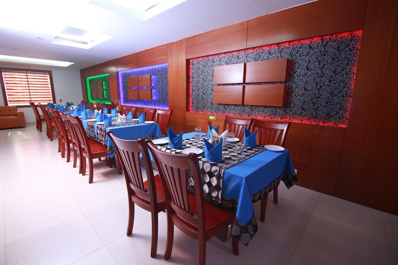 Rouba Residency Hotel Ponnāni Zewnętrze zdjęcie