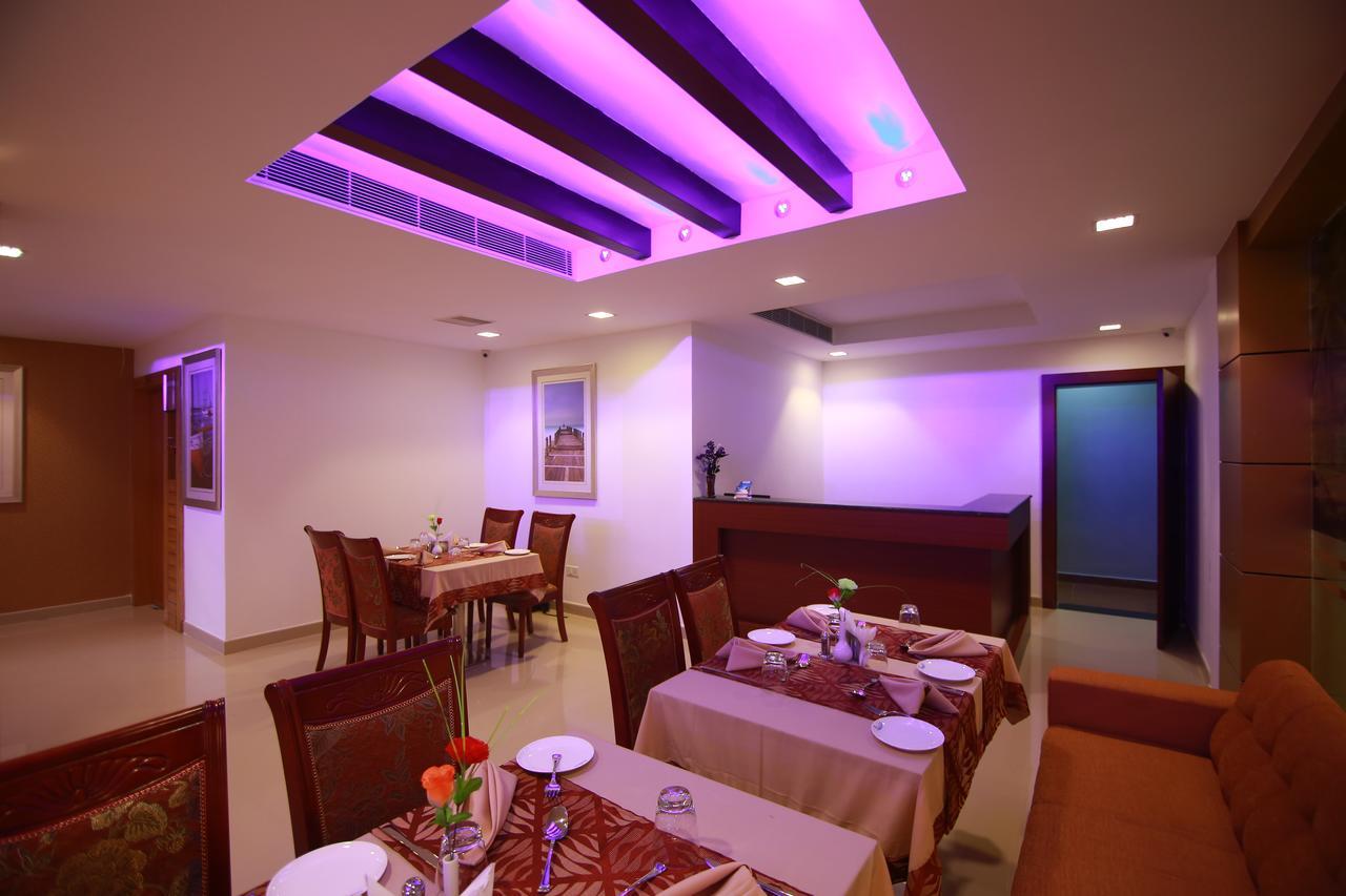 Rouba Residency Hotel Ponnāni Zewnętrze zdjęcie