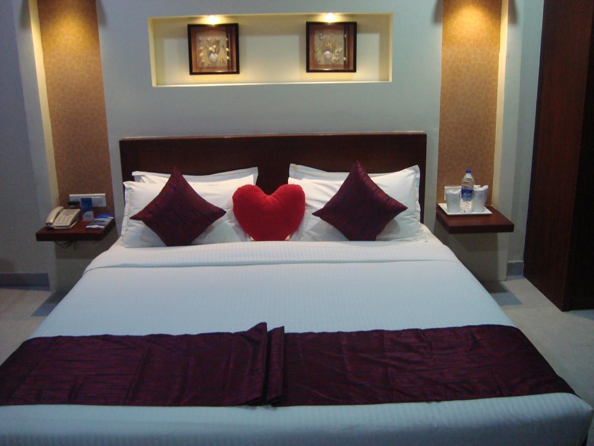Rouba Residency Hotel Ponnāni Zewnętrze zdjęcie