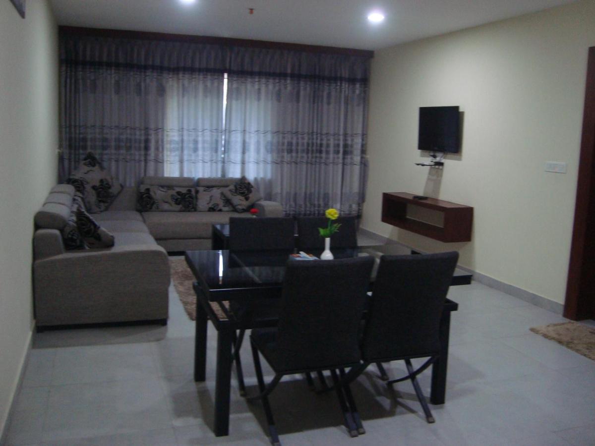 Rouba Residency Hotel Ponnāni Zewnętrze zdjęcie